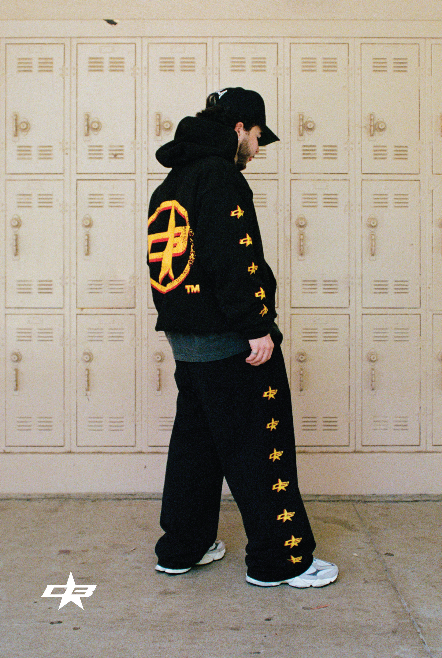 MOVEMENT SWEATS